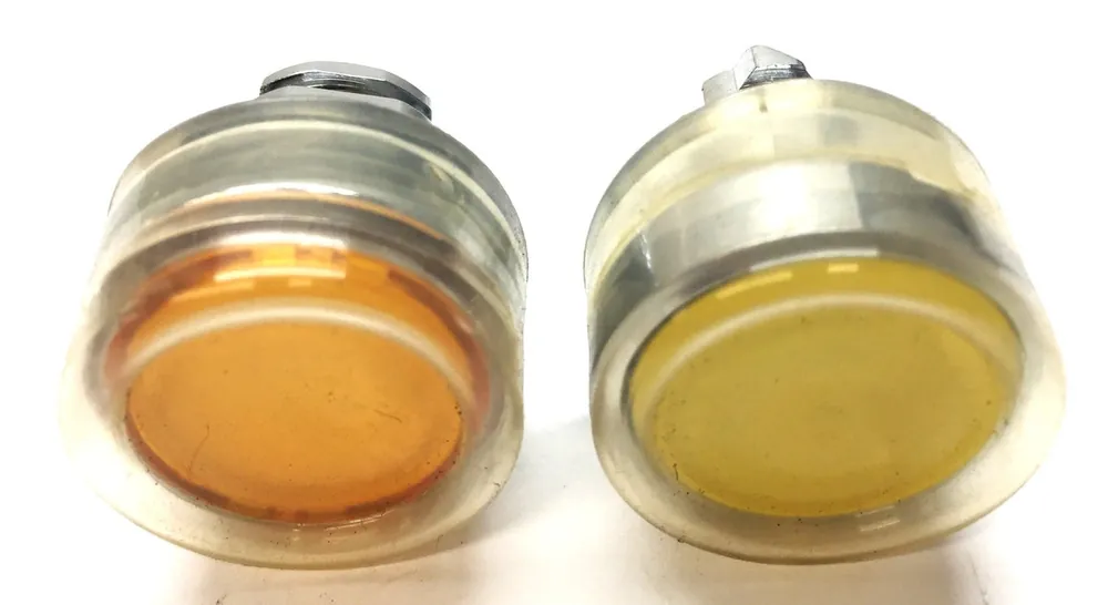 Schneider 22mm Spring Return Yellow/Orange Push Button Only Set (2pcs) NOS
