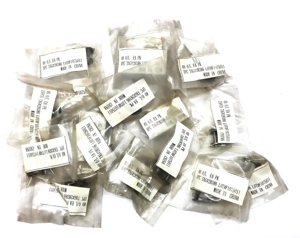 Unbranded Roller Chain Connecting Link 40 O/L [Lot of 17] NOS