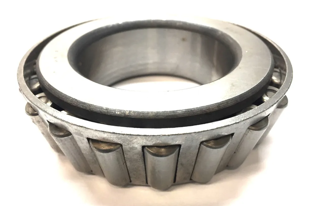 Unbranded Tapered Cylindrical Roller Bearing Cone 3977 NOS