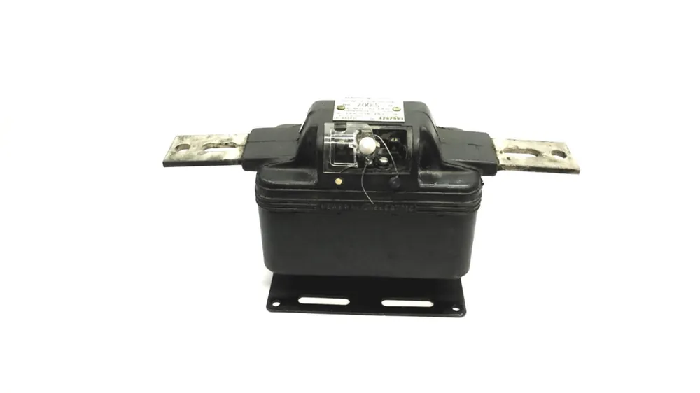 General Electric JRM-3 Ratio 200:5 Current Transformer 497X31 USED