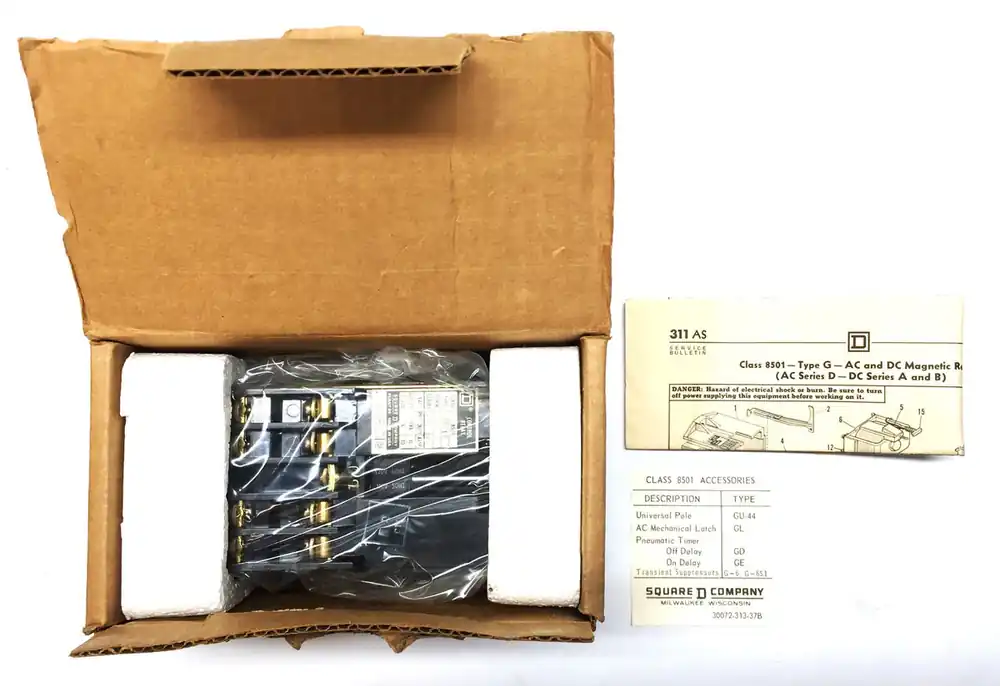 Square D 8-Contact GO-80 Rating 120-60/110-50 AC Control Relay 78281 (8501) NOS