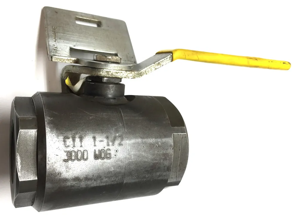Conbraco Apollo CII 1-1/2" Full Port Ball Valve 3000 WOG USED