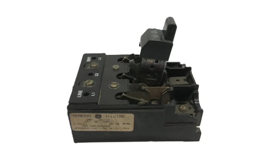 General Electric QMR Disconnect Switch THMS31 USED