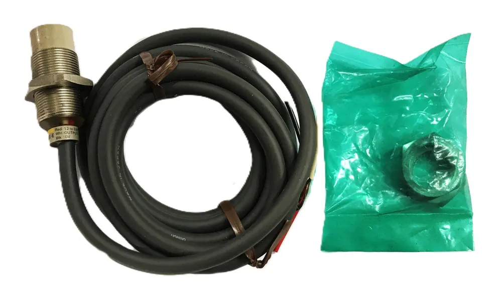 Omron Proximity Sensor TL-X10MB1-E NOS
