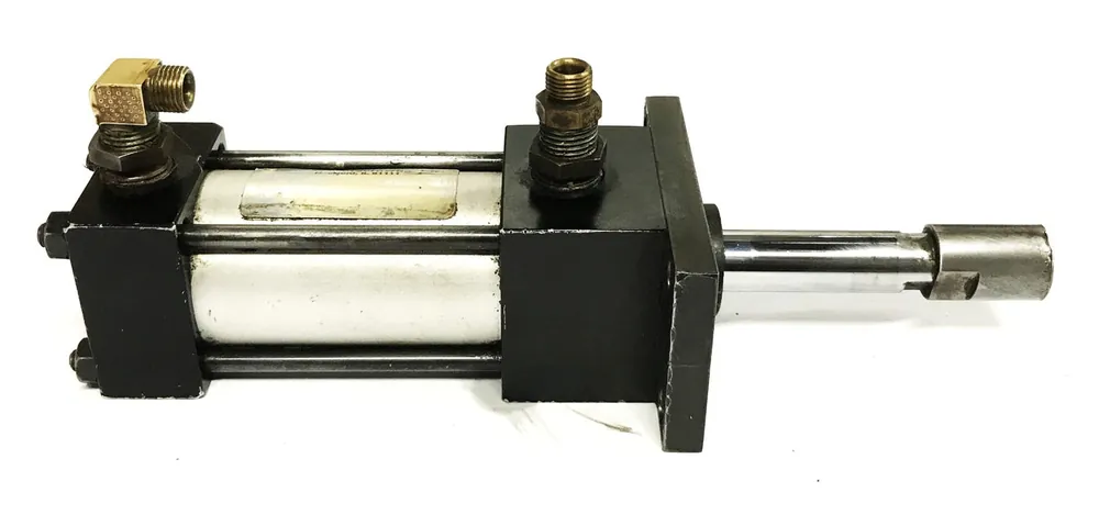 TRD Hydraulic Cylinder (6-1/2inch Total Length w/ 5/8 inch Shaft Diameter) USED