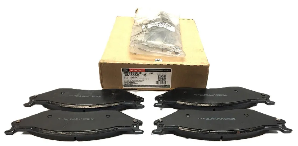 Ford Motorcraft Brake Lining Kit BR-1066-B (5C3Z-2V001-B) NOS