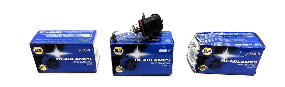 Napa HB4 55W Headlamp Bulb 9006-N [Lot of 3] NOS