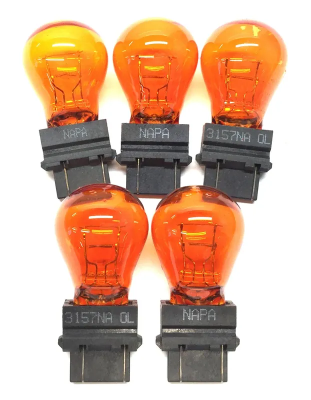 Napa Amber Turn Signal Bulb 3157NA [Lot of 5] NOS