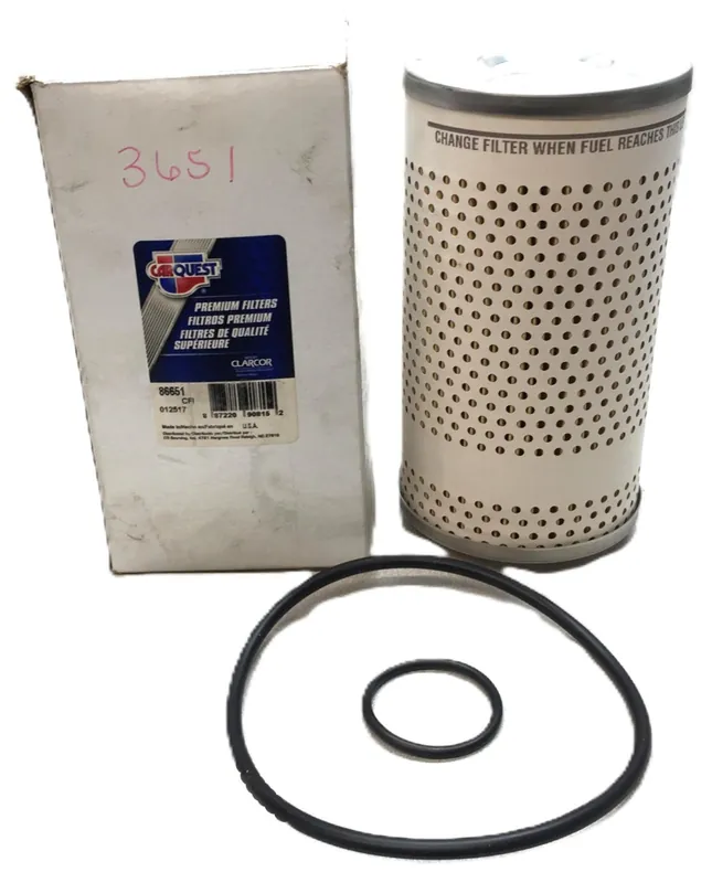 Clarcor CarQuest Fuel Filter with Gasket (2) 86651 NOS
