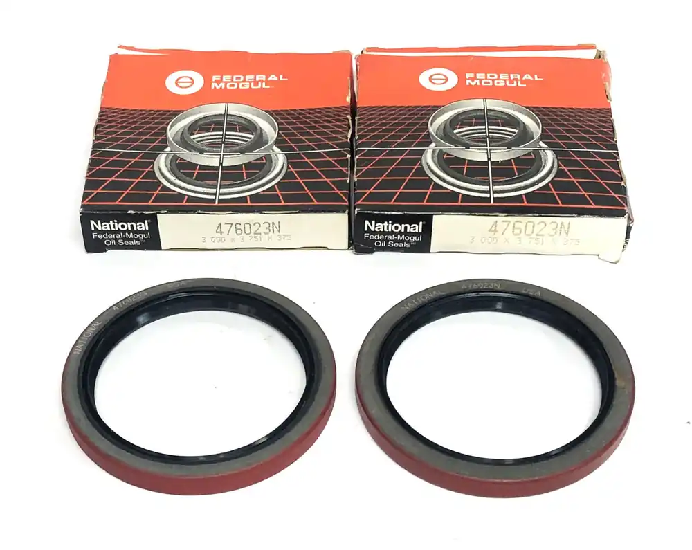 National Federal Mogul Oil Seal 476023N [Lot of 2] NOS