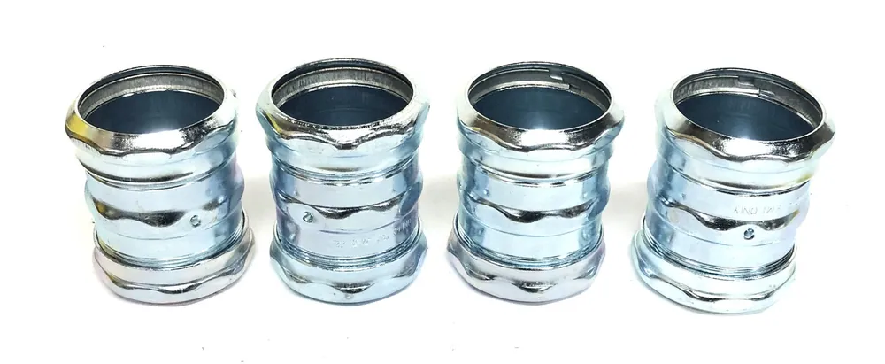 Thomas & Betts EMT Only Compression Type Coupling 2-1/2 Inch [Lot of 4] NOS