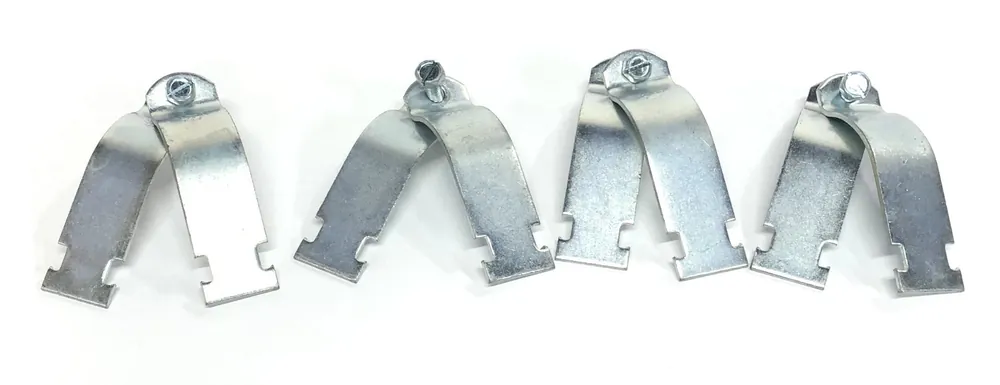 Thomas & Betts Rigid Pipe Clamp 2-1/2 Inch [Lot of 4] NOS