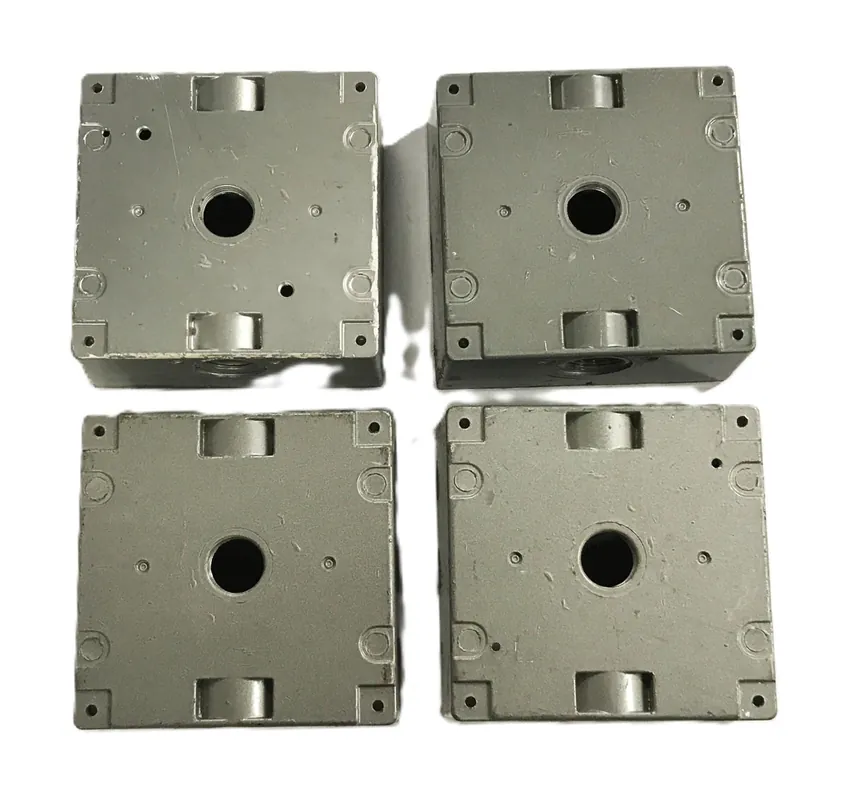 Unbranded 3/4 inch 2-Gang Wet Location Outlet Box 728-A [Lot of 4] USED