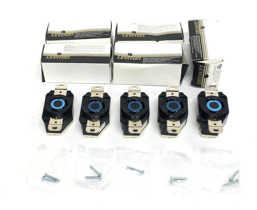 Leviton 30A-250V L6-30 Black Single Lock Device Receptacle 2620 [Lot of 5] NOS