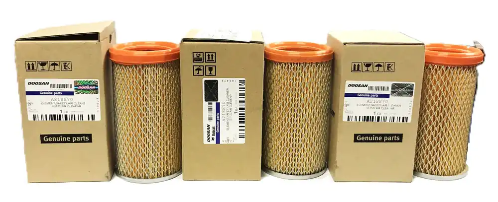 Doosan Bobcat Air Cleaner Filter A218870 [Lot of 3] NOS