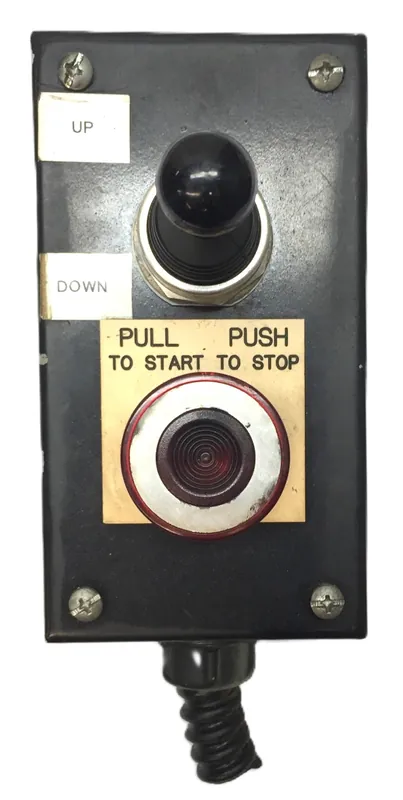 Allen-Bradley 800TT2H3 Industrial Control System (LR78446) USED