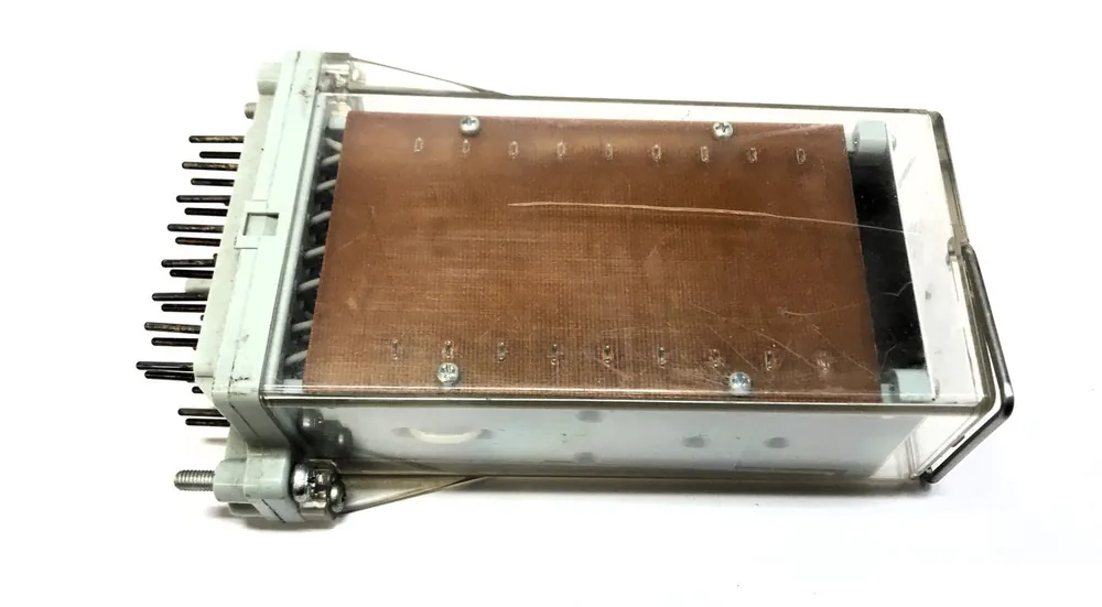 Asea Combiflex Auxiliary Relay (Small Crack in Plastic) RXTDA1 (5653 145-R) USED