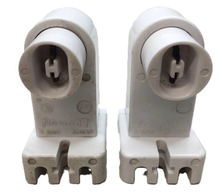 Leviton 660W/600V Spring Plunger White Fluorescent Lampholder 492 [Lot of 2] NOS