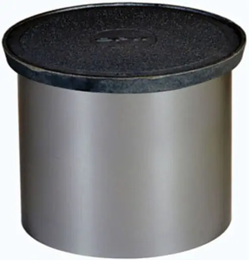 OPW 12 in. 104 Series Cast Iron Manhole w/ 11 1/4 in. Skirt