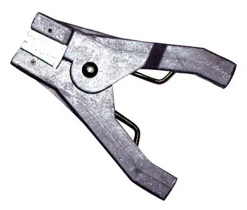 Stewart Browne Air Grounding Clamp