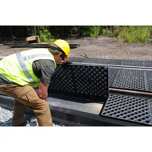 UltraTech 0420 Track Pan Grates