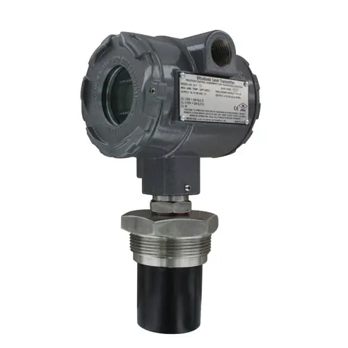 Dwyer Series ULT Ultrasonic Level Transmitter w/ 2 in. Male BSPT Process Connection & 1/2 in. M20 Conduit Connection