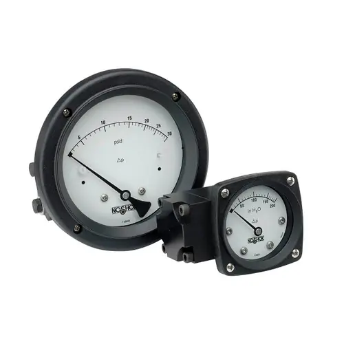 NOSHOK1100 Series 4 1/2 in. Dial Glycerin Filled Differential Alum. Pressure Gauge w/ 1/4 in. FNPT, Top/Bottom Connection, 0 to 30 PSI
