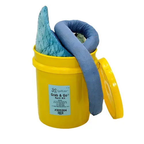 Spilfyter 305304  Oil-Only 5 Gallon Bucket Spill Kit