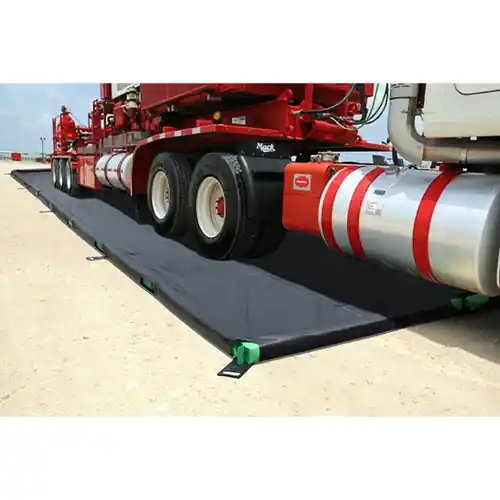 UltraTech Ultra-Containments Berm Foam Wall Plus 4 ft. x 4 ft. Berm, PVC 22 oz.